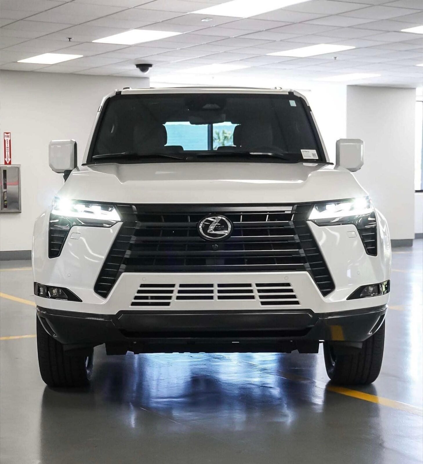LEXUS GX500 BẢN TIÊU CHUẨN (7)
