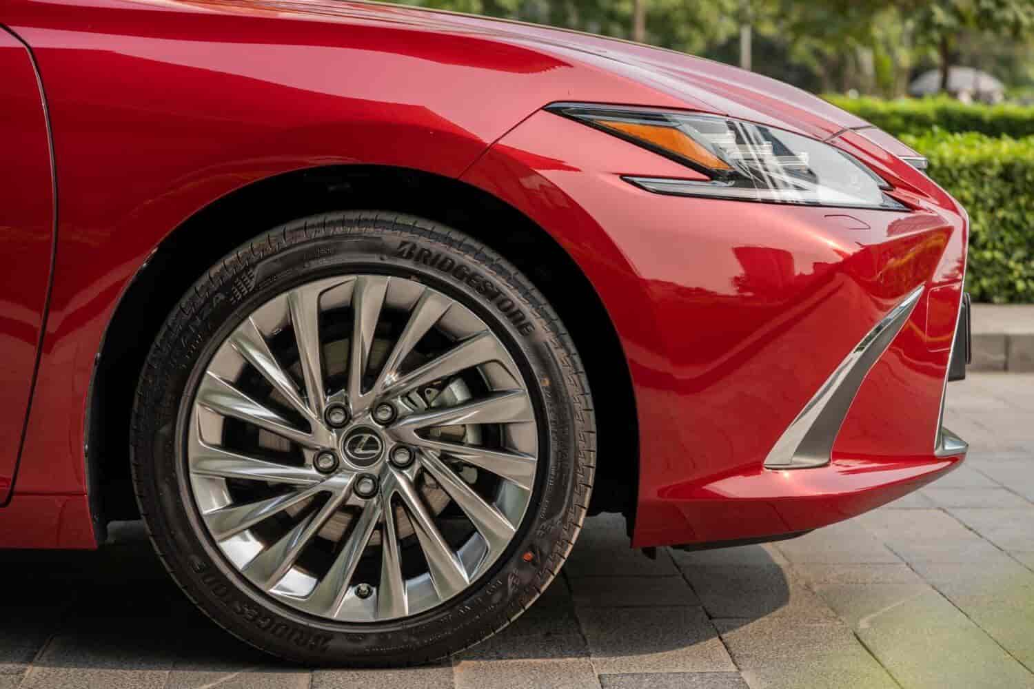 lexus-es300h-3