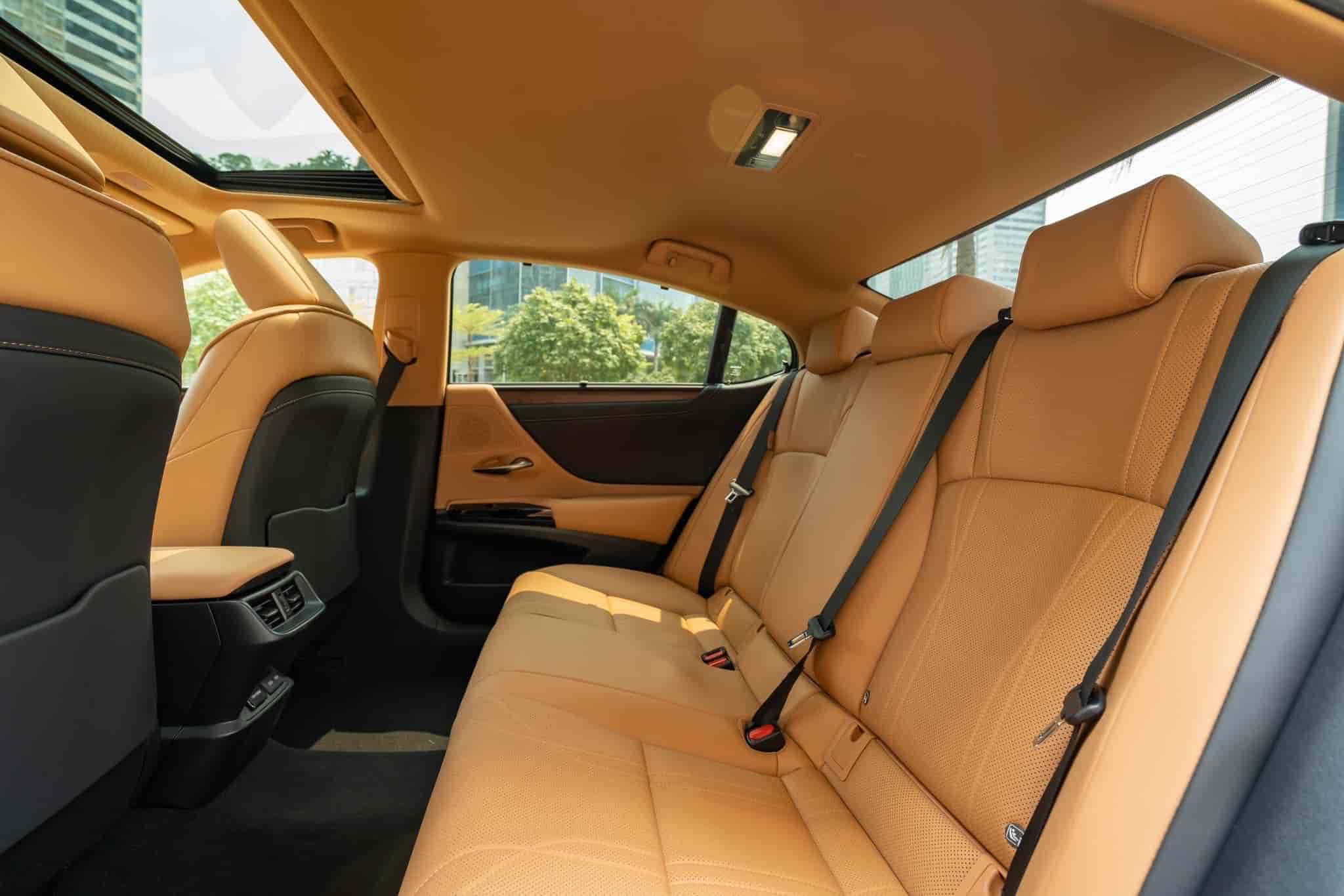 lexus-es300h-7