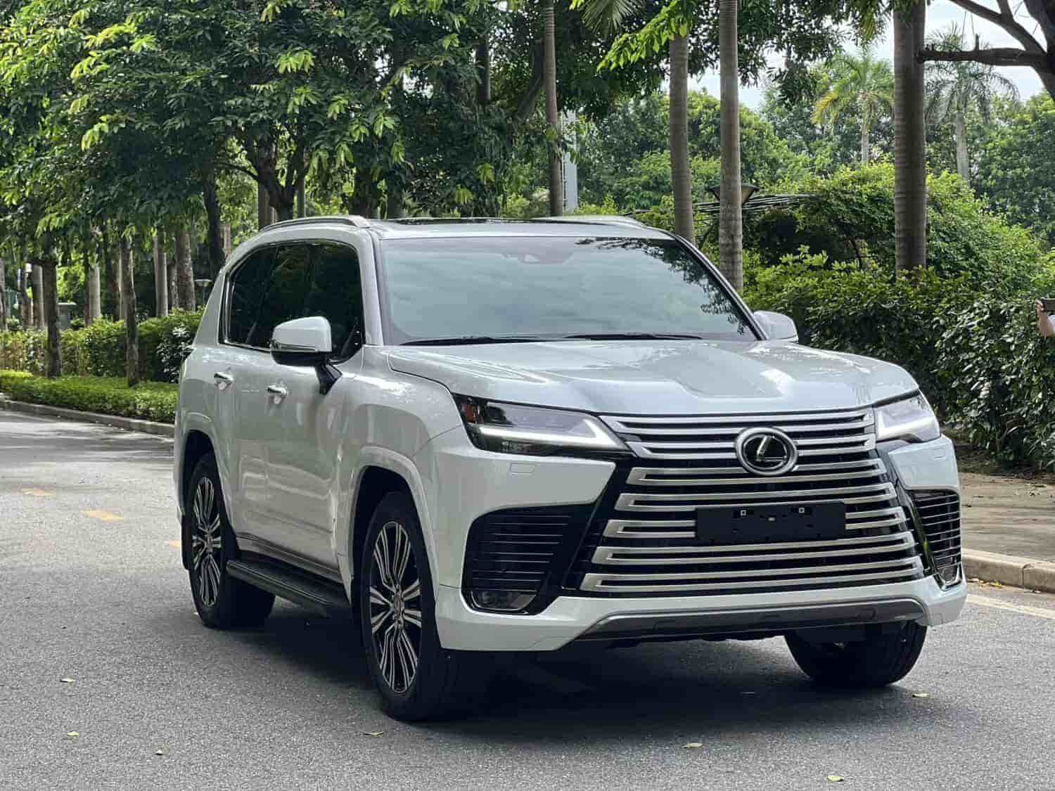 lx600-urban-noi-that-lexus-lx-600-03-301490j-4