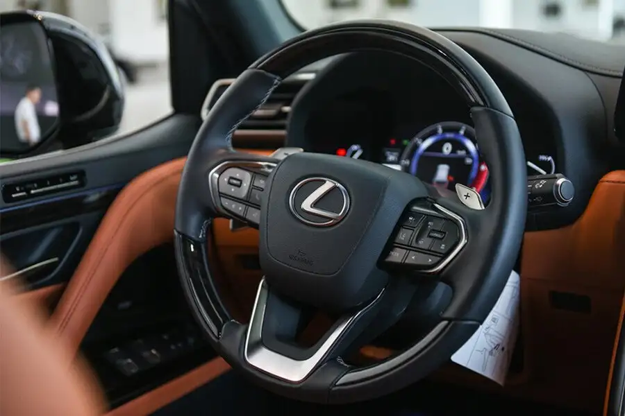 lx600 vip 4 chỗ
